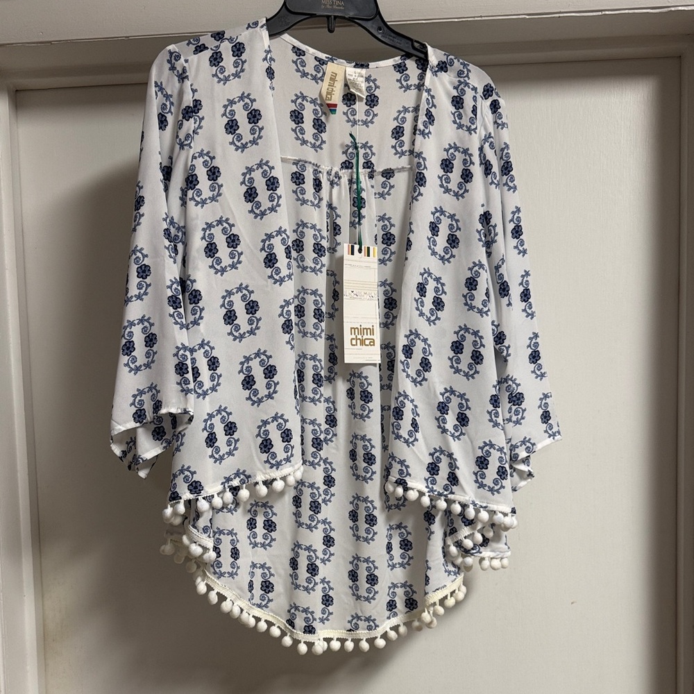 Mimi Chica Navy and White Patterned Kimono
